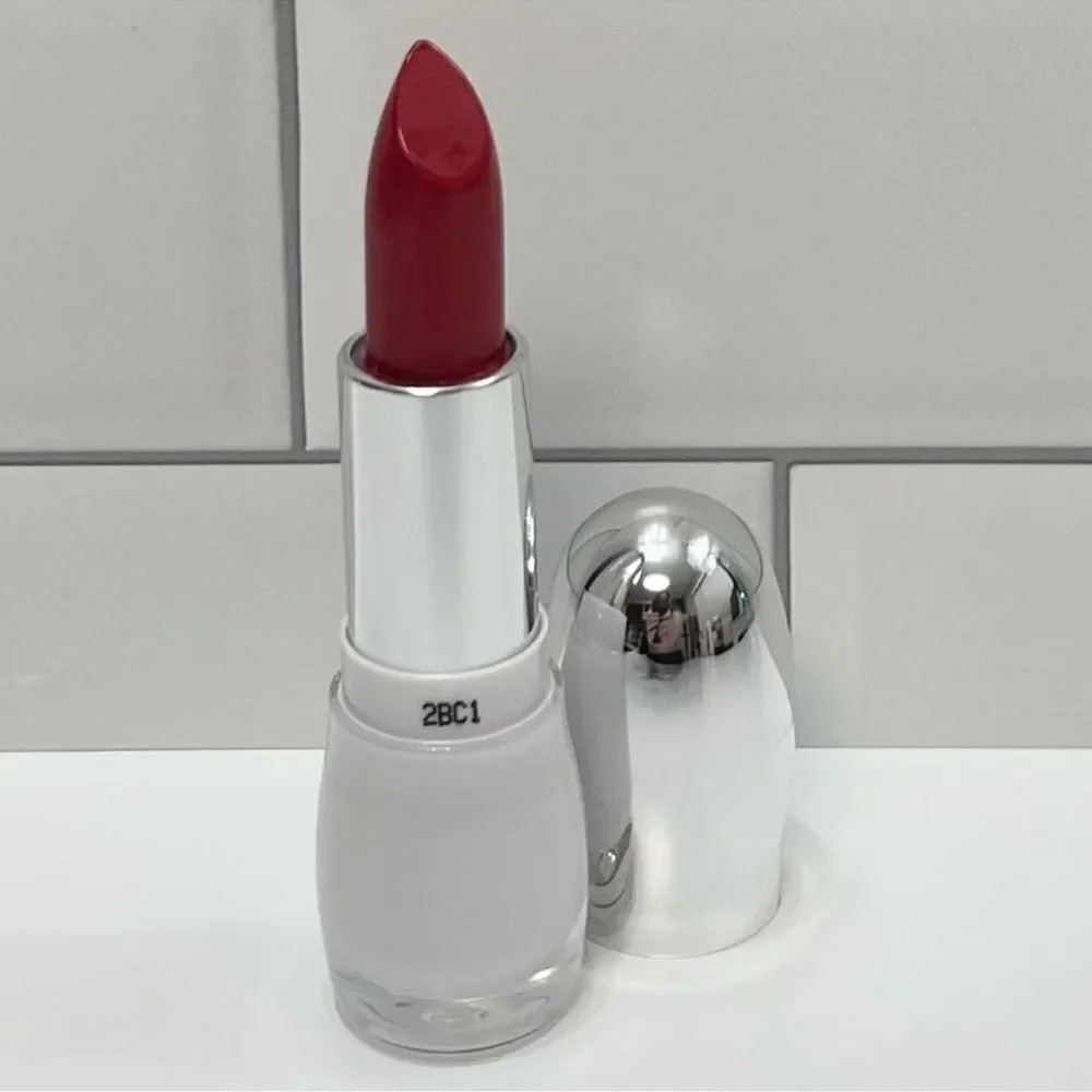 TIGI Cosmetics Luxury Decadent Lipstick